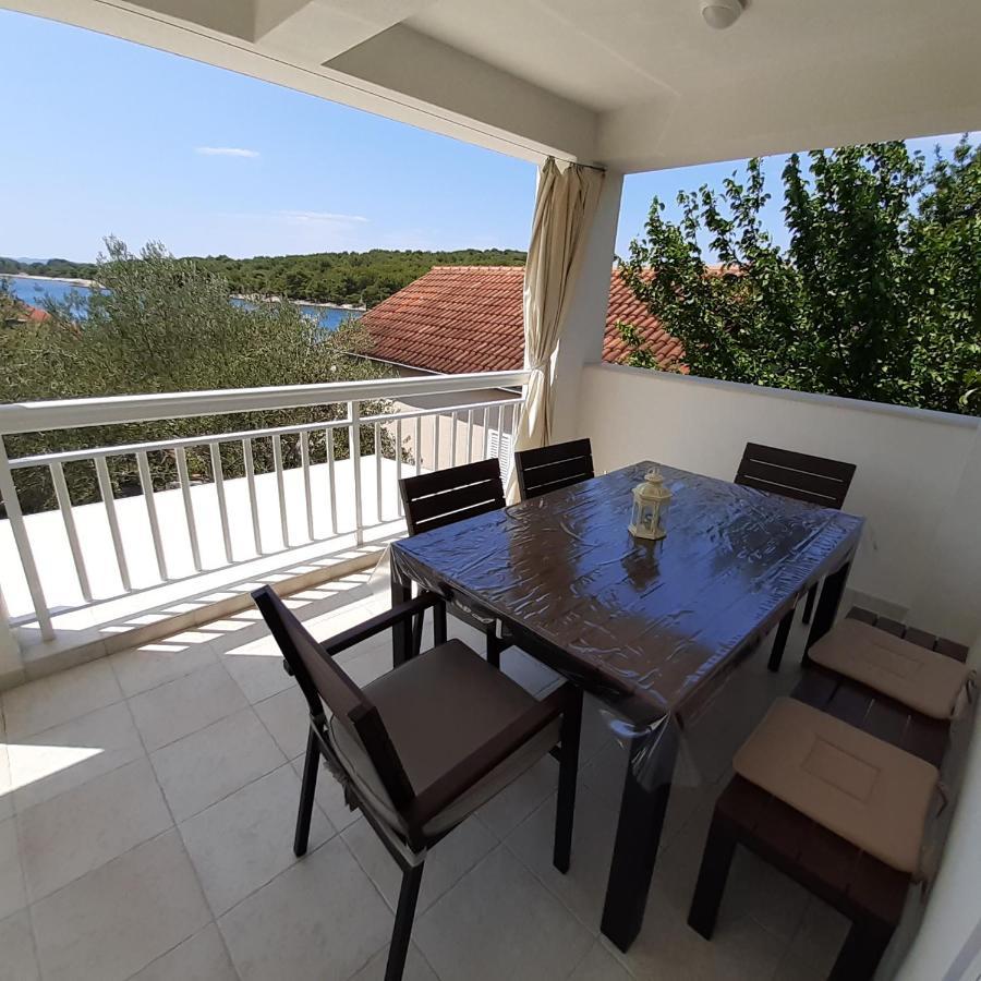 Apartman S Pogledom Ždrelac Exteriör bild