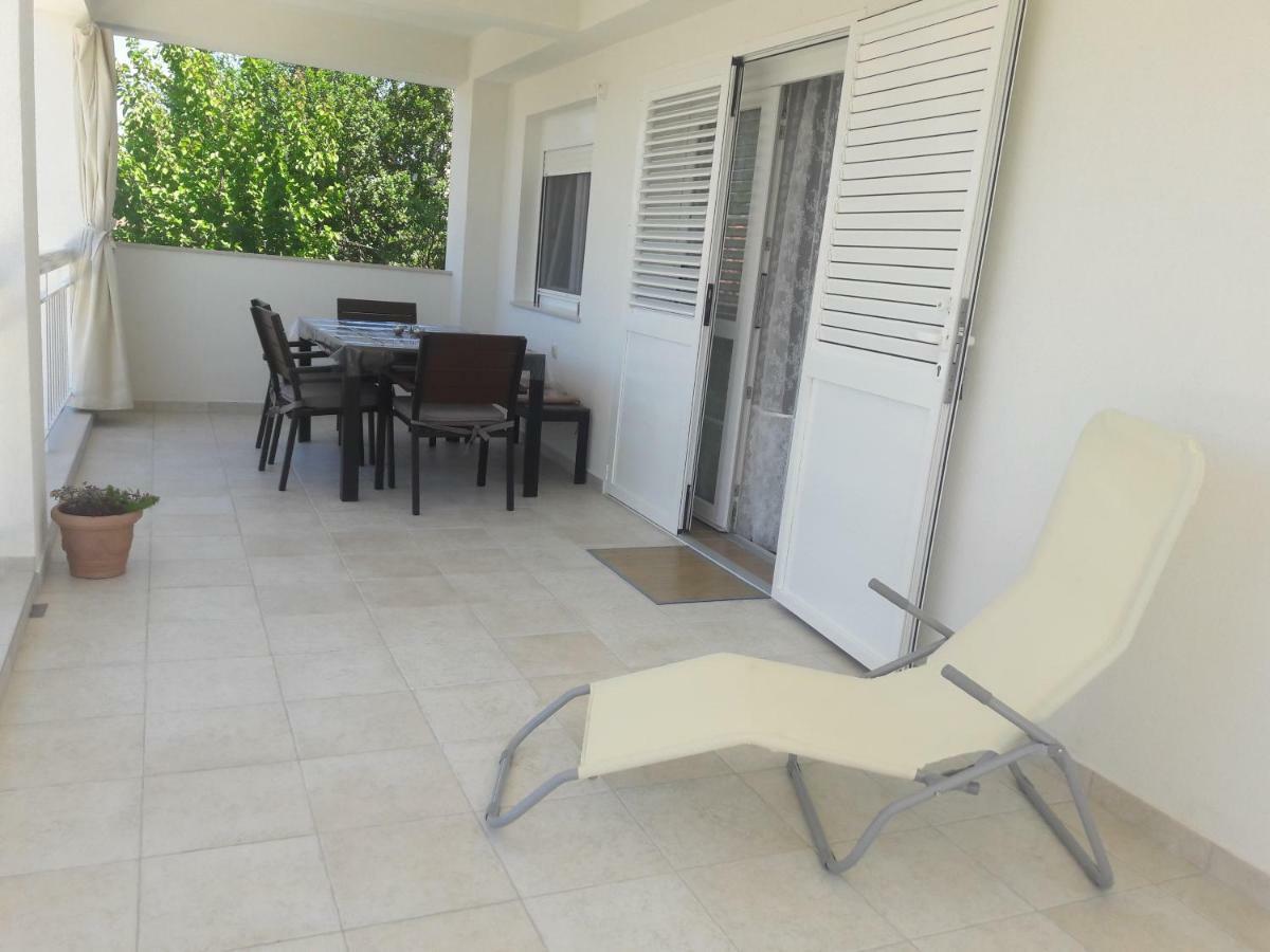 Apartman S Pogledom Ždrelac Exteriör bild