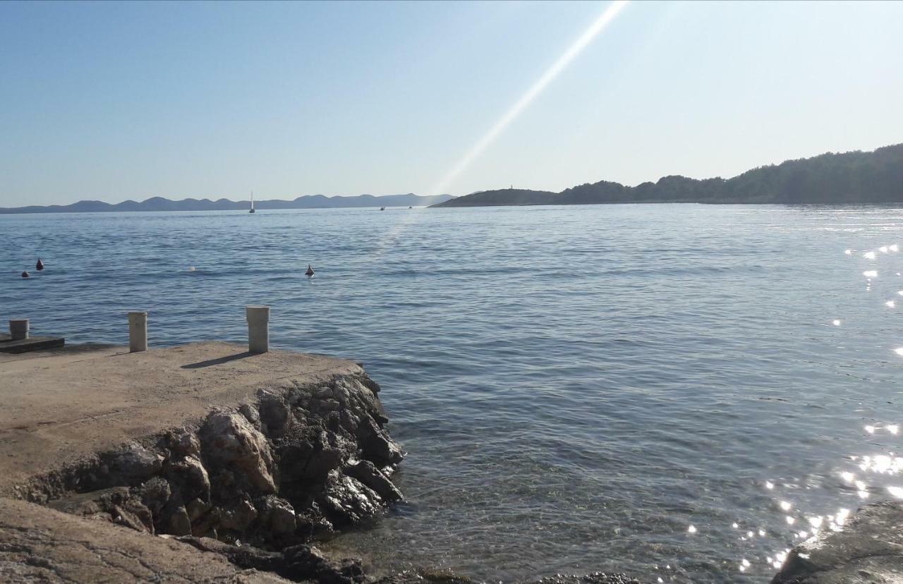 Apartman S Pogledom Ždrelac Exteriör bild