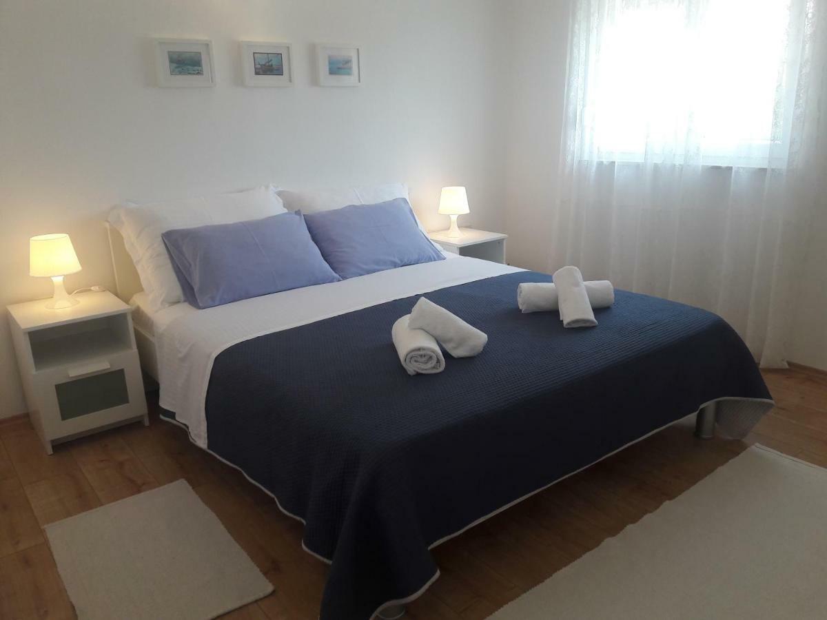 Apartman S Pogledom Ždrelac Exteriör bild