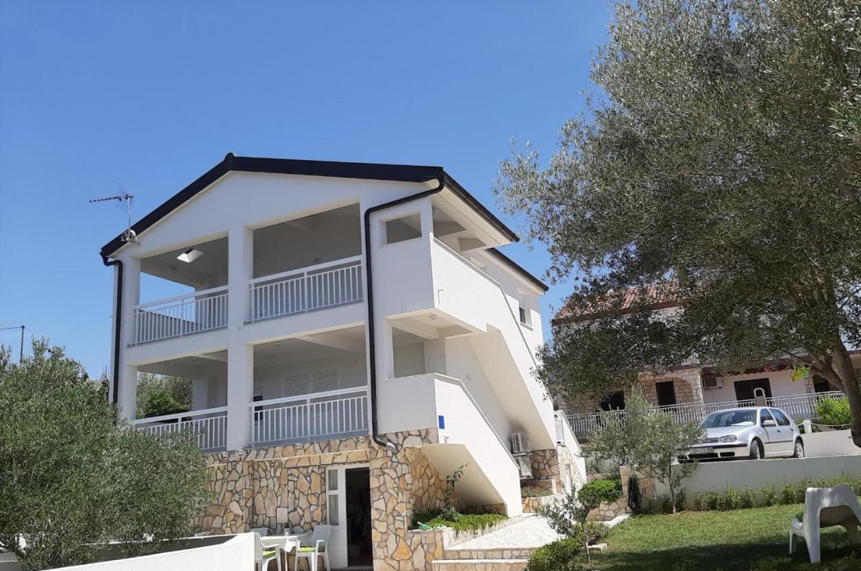 Apartman S Pogledom Ždrelac Exteriör bild